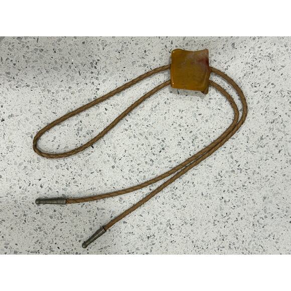 Vtg BOLO Neck Tie-Polished Topaz Color Stone-Cream Braided Leather/Silver Tips - Picture 2 of 6